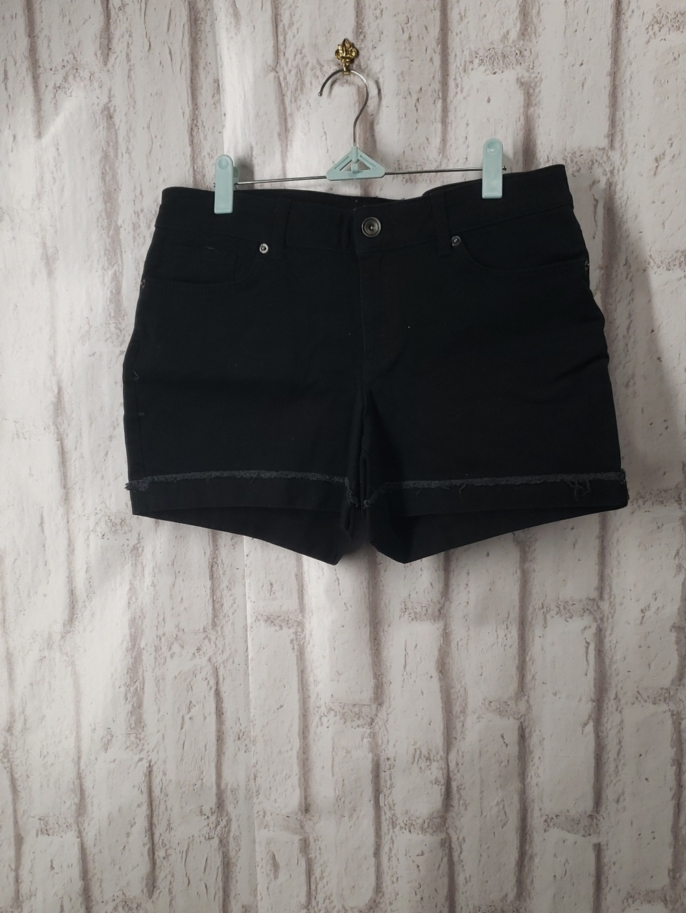 Classic Black Women's Denim Shorts Size 10 NWOT Frayed Hem
